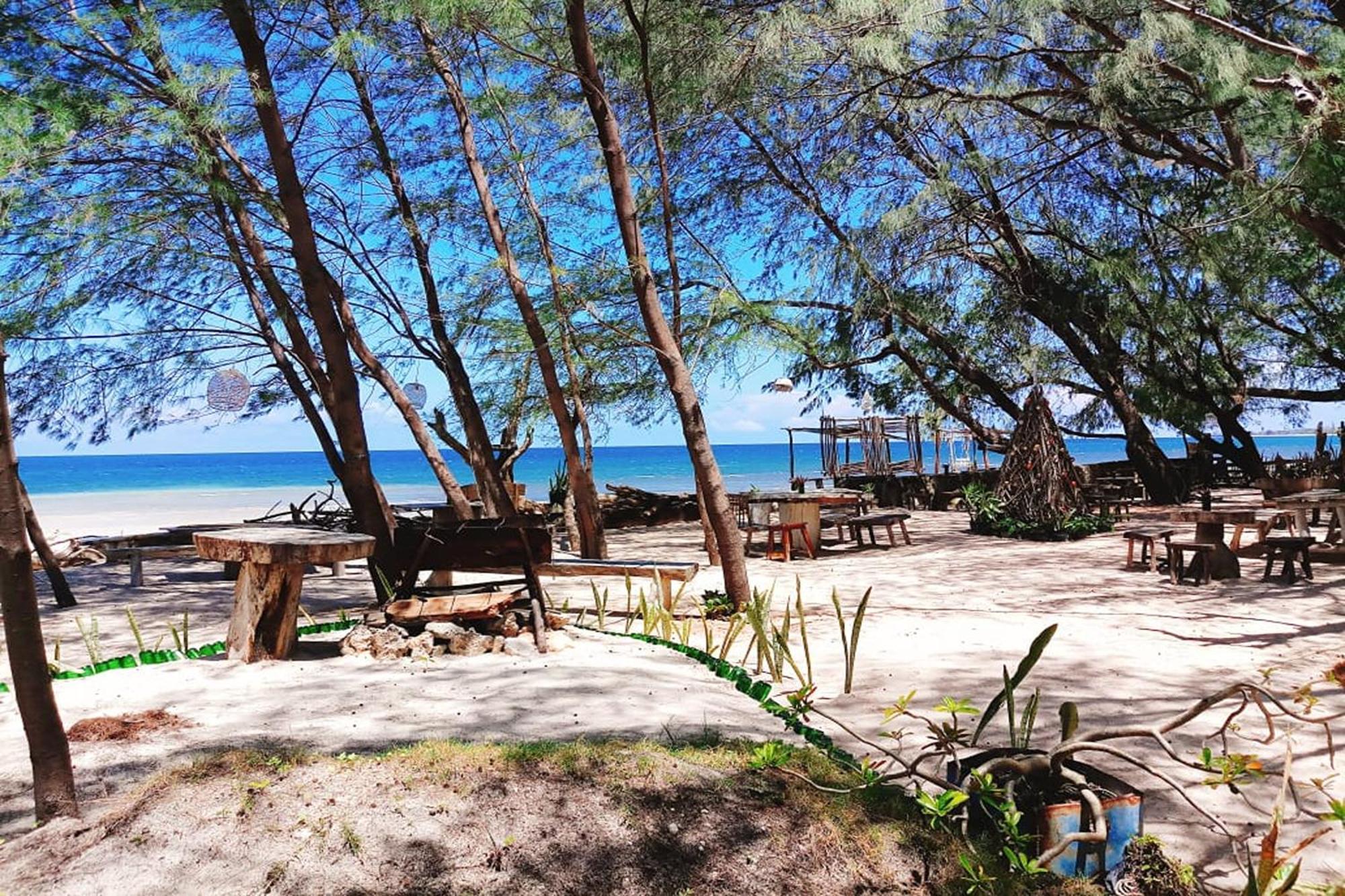 Cemara Beachfront Suite Mondu Zewnętrze zdjęcie